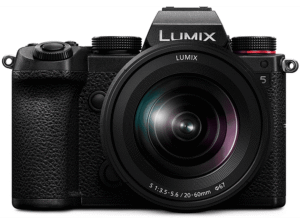 PANASONIC DC-S 5 KE-K KIT 20-60MM VOLLFORMAT Systemkamera mit Objektiv 20-60 mm, 7,6 cm Display Touchscreen, WLAN
