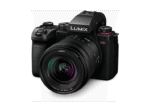 PANASONIC DC-S 5 II KE KIT 20-60MM VOLLFORMAT Hybrid-Systemkamera mit Objektiv 20-60 mm, 7,6 cm Display Touchscreen, WLAN