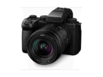 PANASONIC DC-S 5 II X KE KIT 20-60MM VOLLFORMAT Hybrid-Systemkamera mit Objektiv 20-60mm, 7,6 cm Display Touchscreen, WLAN