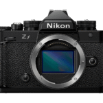 NIKON Z f Gehäuse Systemkamera, 8 cm Display Touchscreen, WLAN